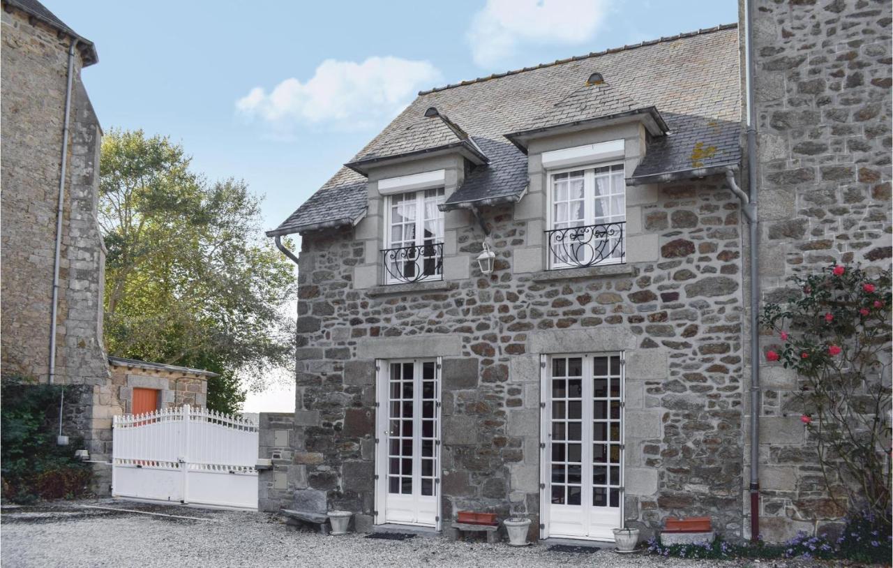 Cozy Home In Plancoet With Wifi Exterior foto